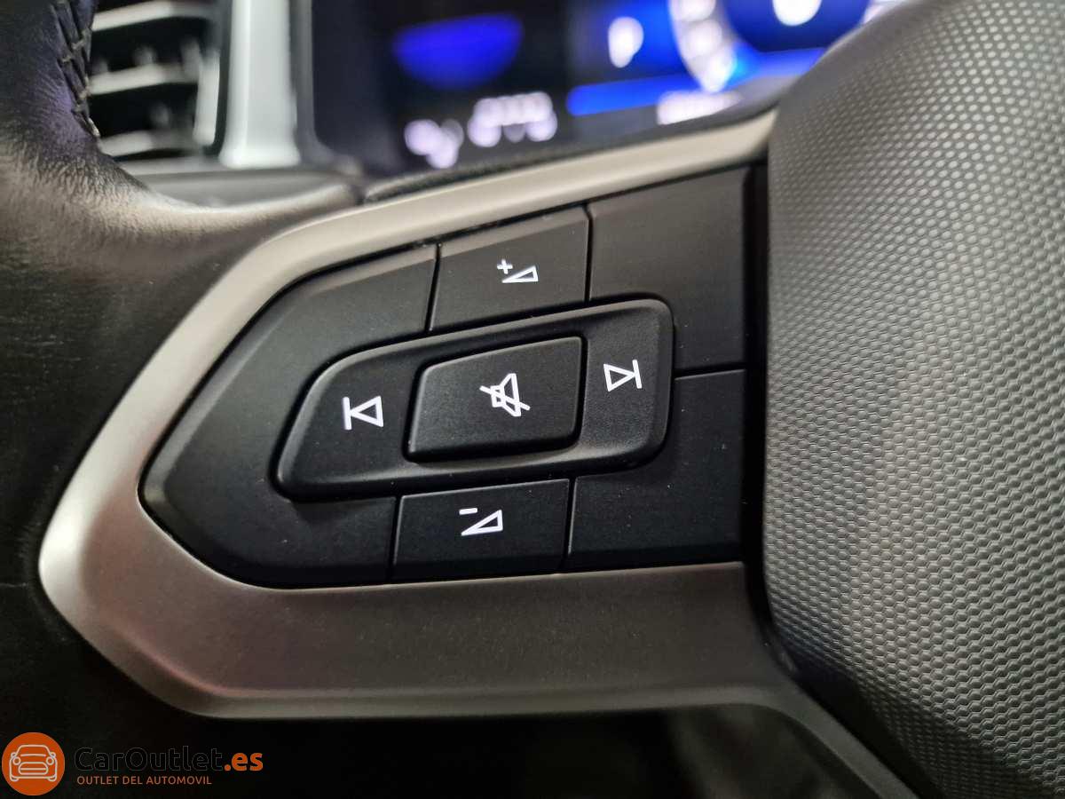 24 - Volkswagen T ROC 2023 - AUTO