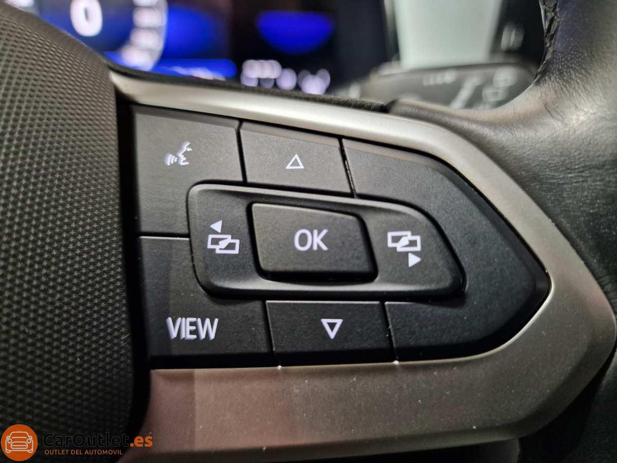 25 - Volkswagen T ROC 2023 - AUTO