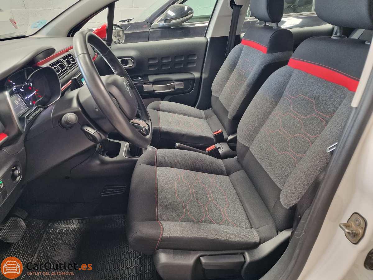 8 - Citroen C3 2018 - AUTO