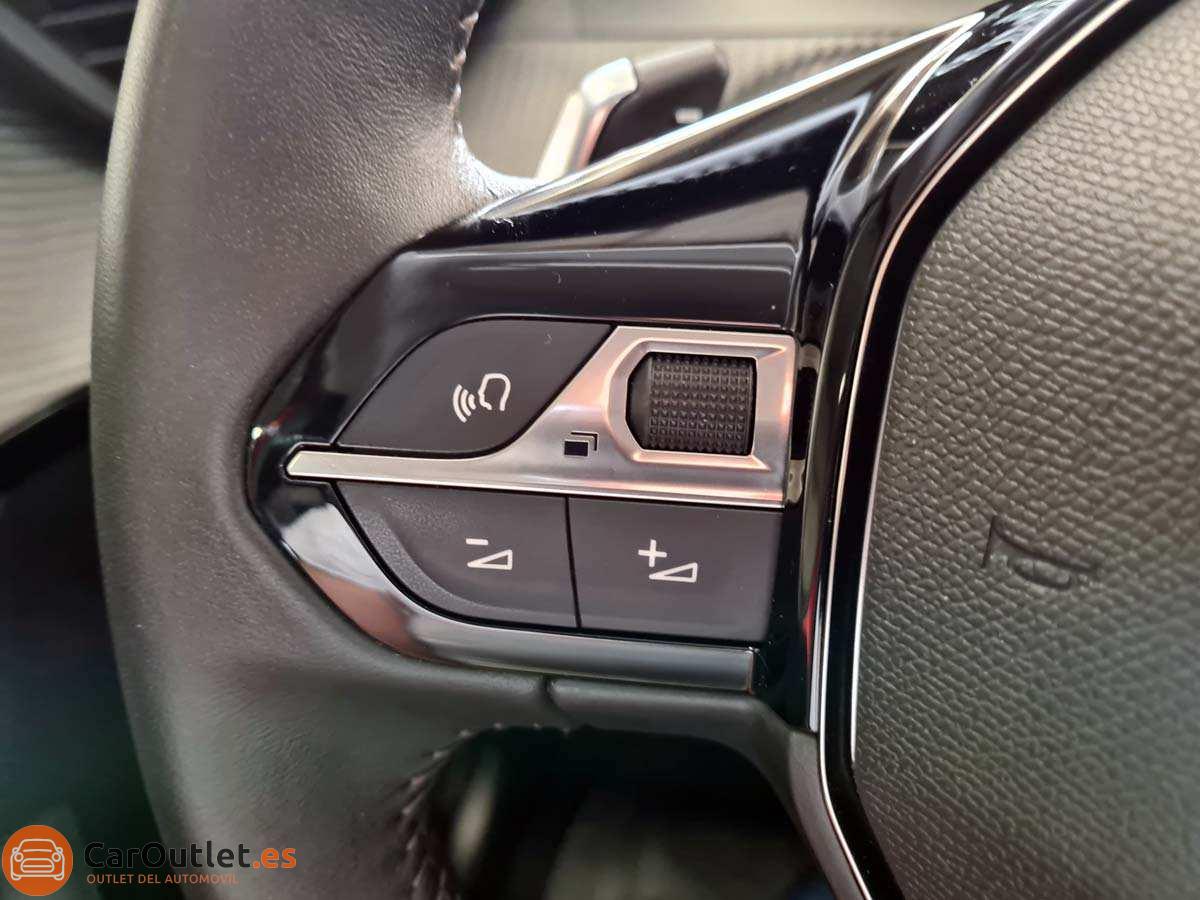 19 - Peugeot 208 2023 - AUTO