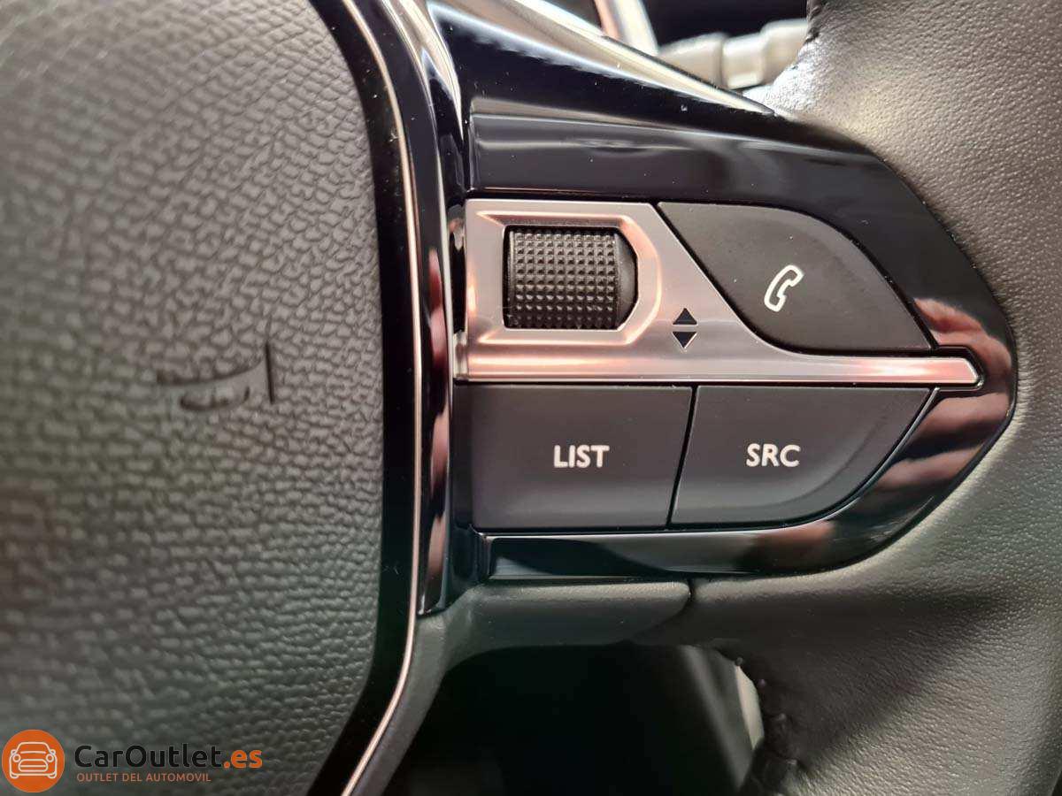 20 - Peugeot 208 2023 - AUTO