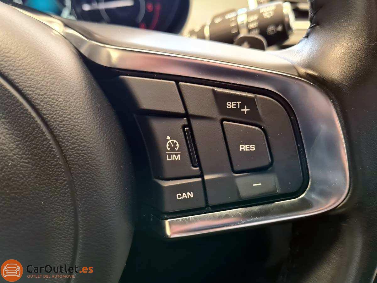 21 - Jaguar E-Pace 2019 - AUTO