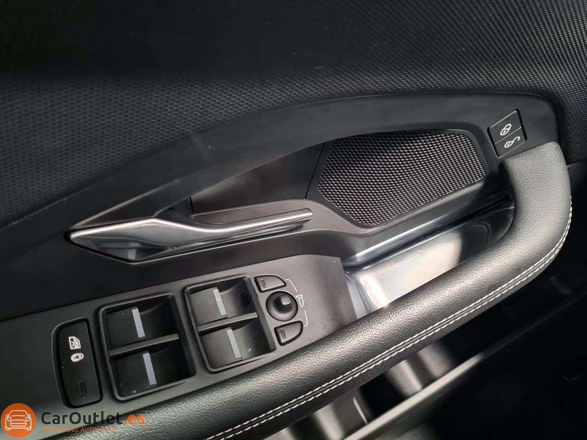 24 - Jaguar E-Pace 2019 - AUTO