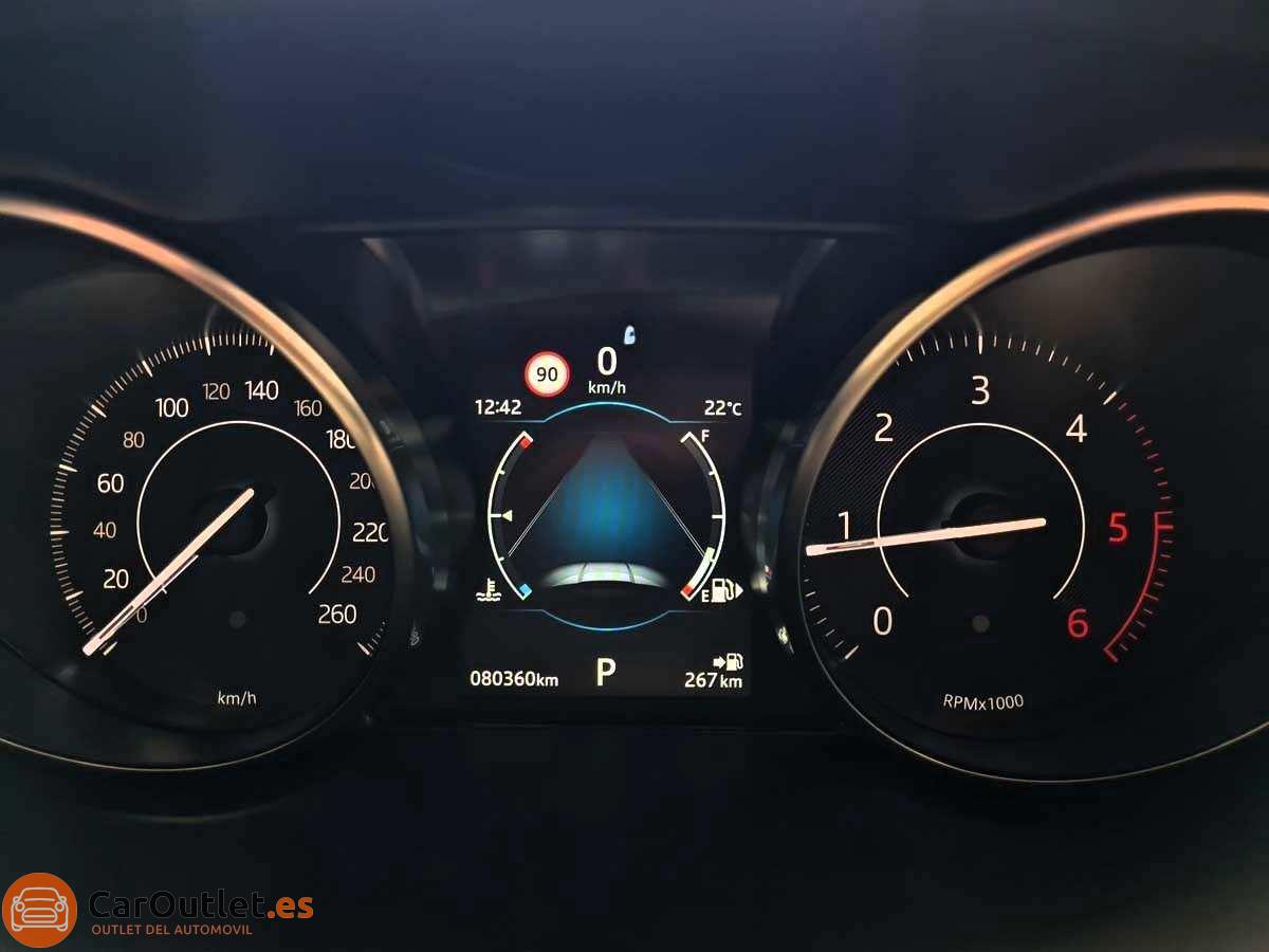 29 - Jaguar E-Pace 2019 - AUTO