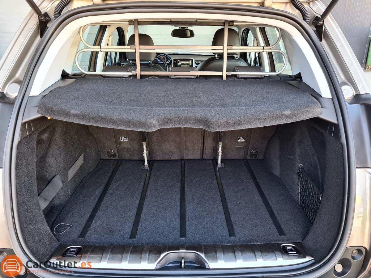 10 - Peugeot 2008 2014