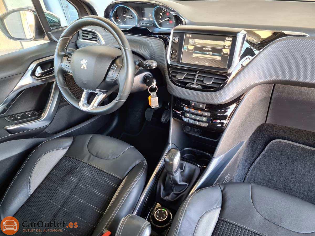 12 - Peugeot 2008 2014