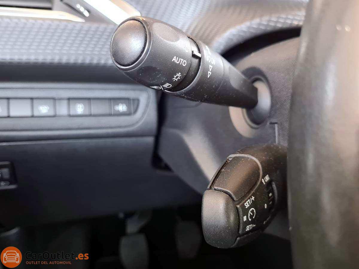 18 - Peugeot 2008 2014