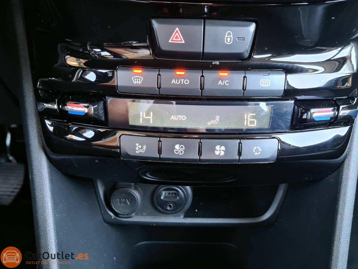 22 - Peugeot 2008 2014