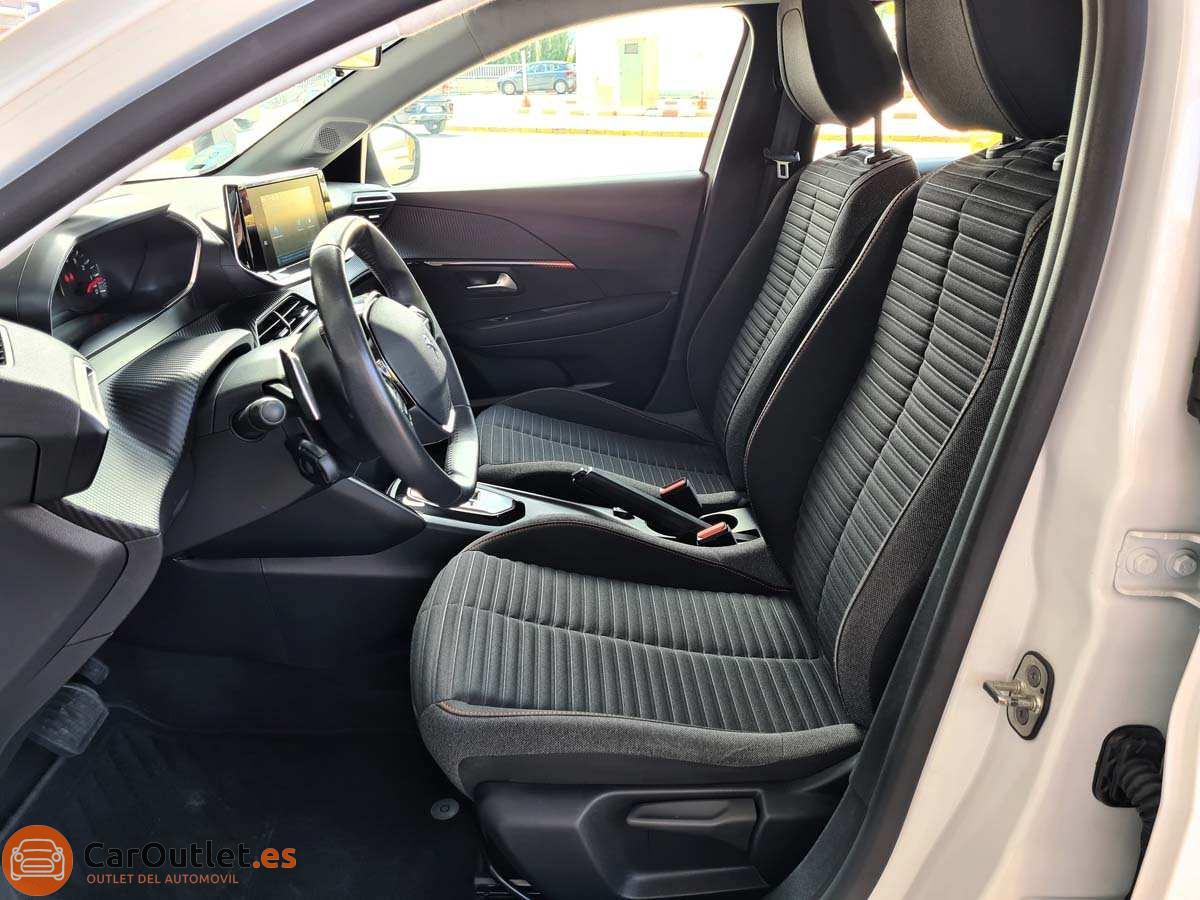 9 - Peugeot 208 2023 - AUTO