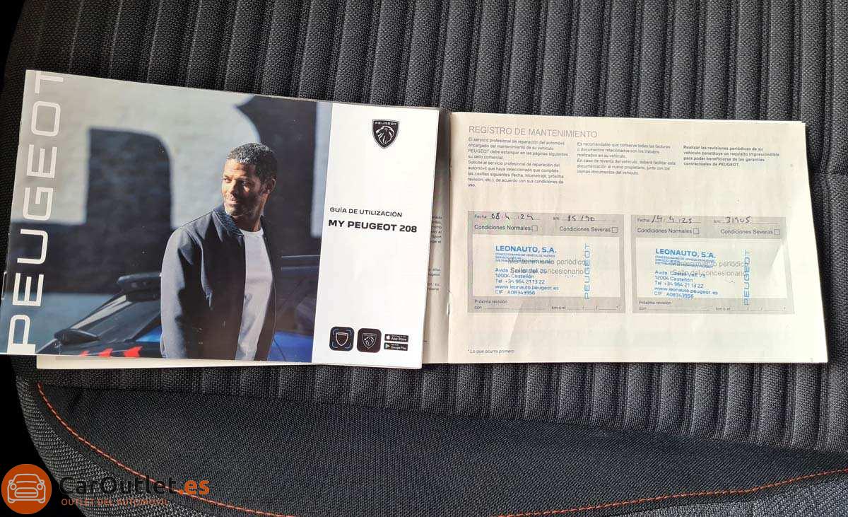 28 - Peugeot 208 2023 - AUTO