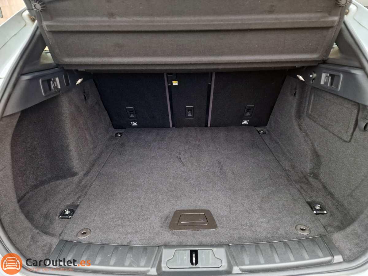 18 - Jaguar F-Pace 2017 - AUTO