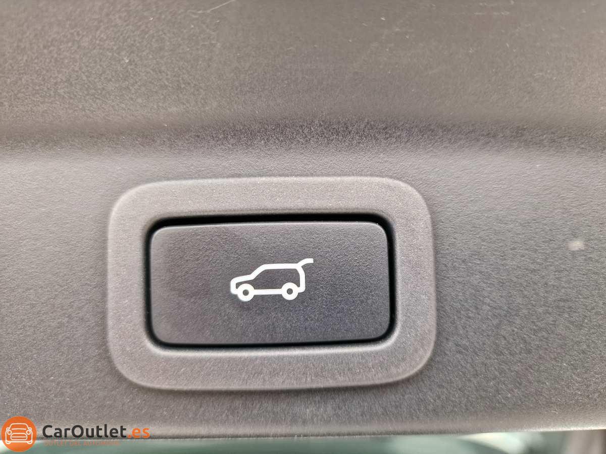 20 - Jaguar F-Pace 2017 - AUTO