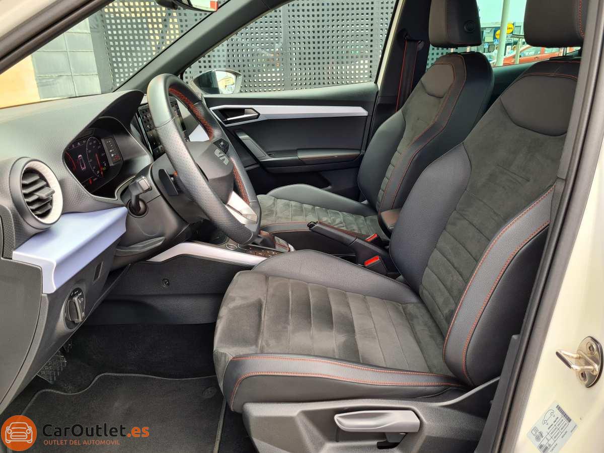 8 - Seat Arona 2023 - AUTO