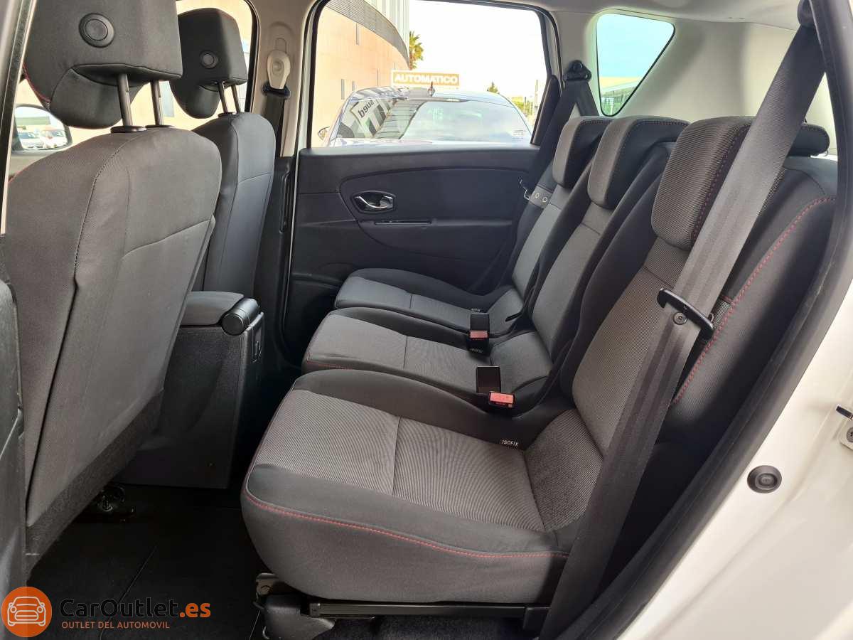 9 - Renault Scenic 2013 - AUTO