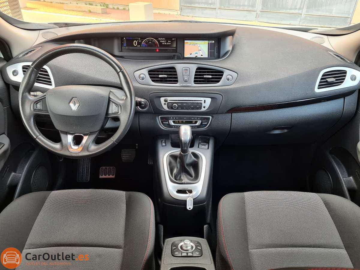 13 - Renault Scenic 2013 - AUTO