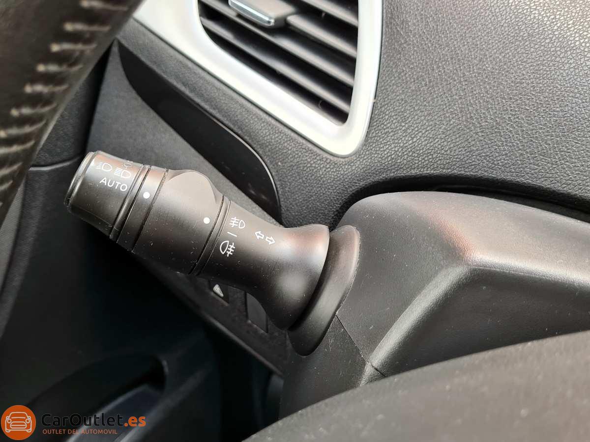 18 - Renault Scenic 2013 - AUTO