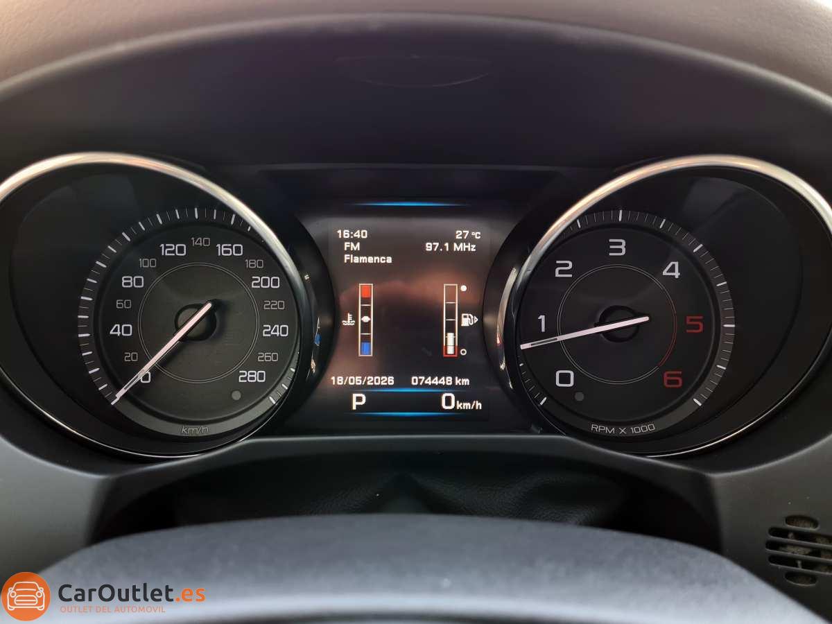 15 - Jaguar XE 2015 - AUTO