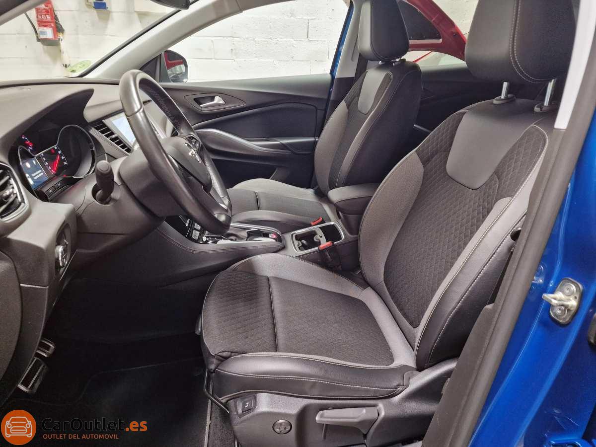 8 - Opel Grandland X 2019 - AUTO