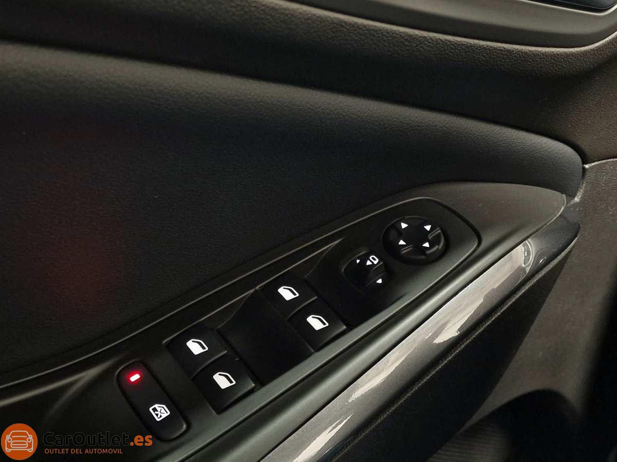 28 - Opel Grandland X 2019 - AUTO