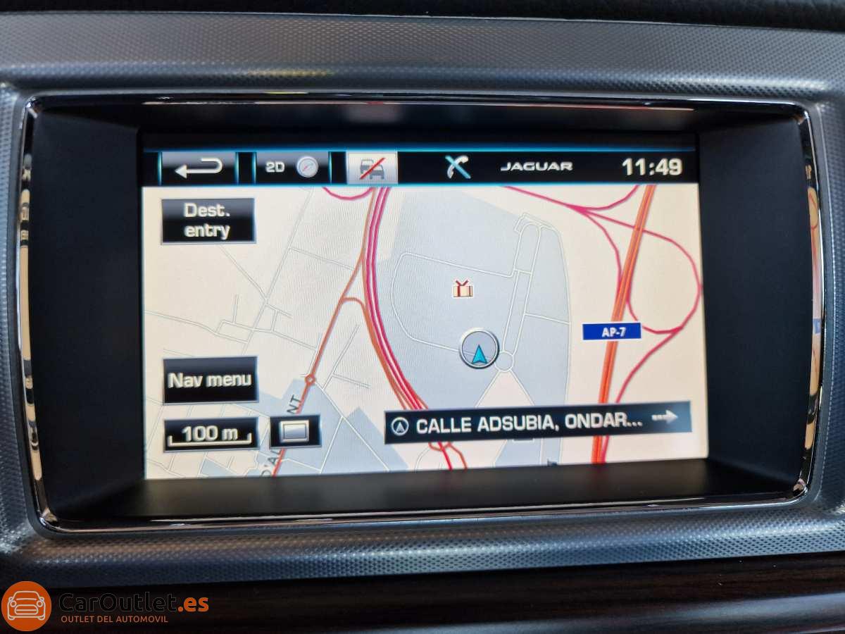 16 - Jaguar XF 2014 - AUTO