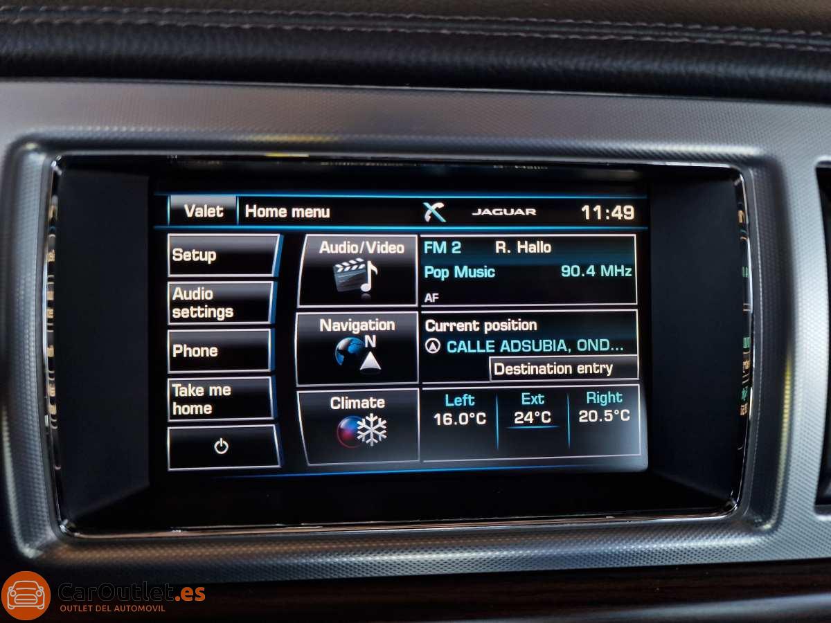 18 - Jaguar XF 2014 - AUTO