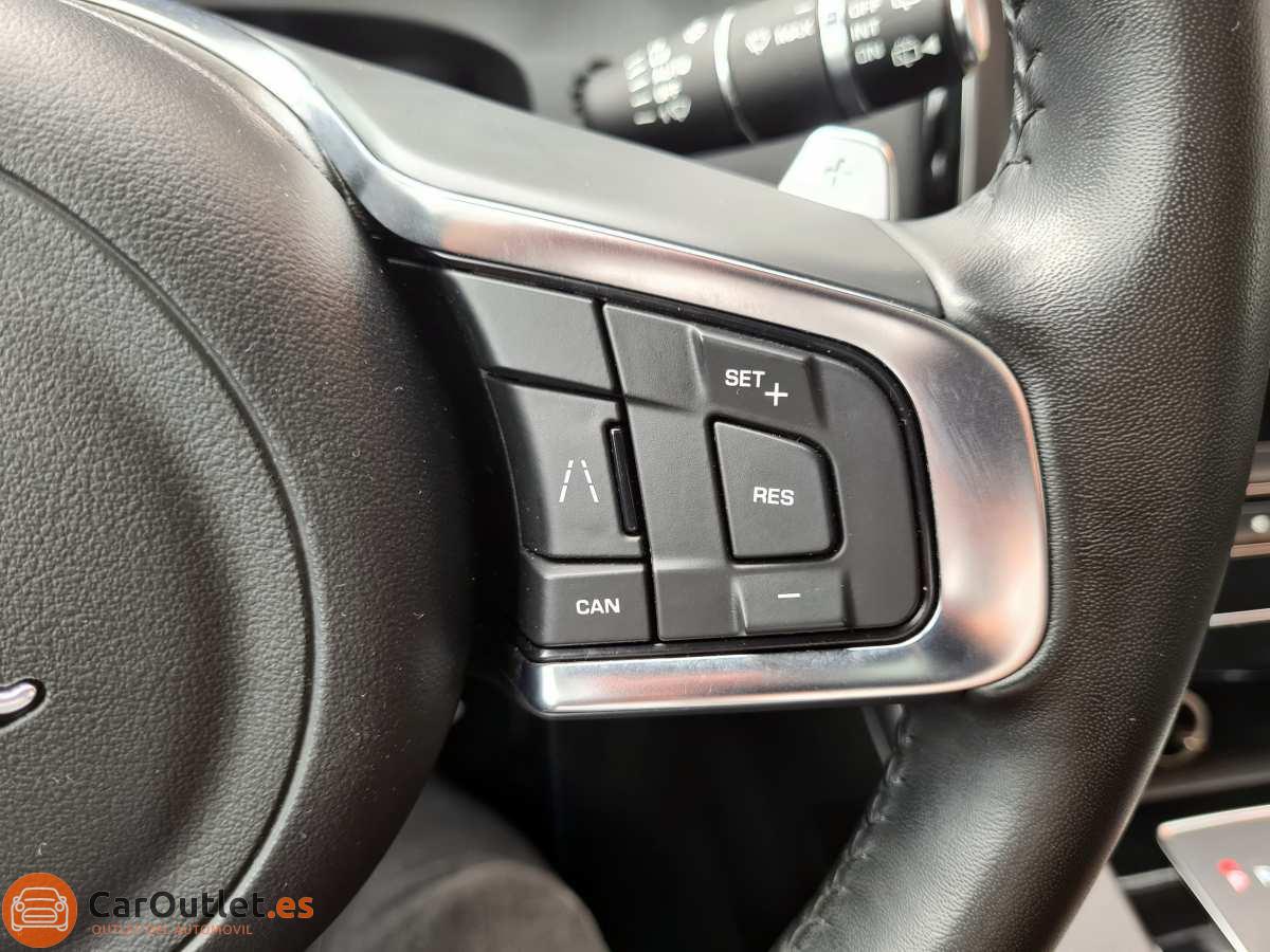 23 - Jaguar F-Pace 2019 - AUTO