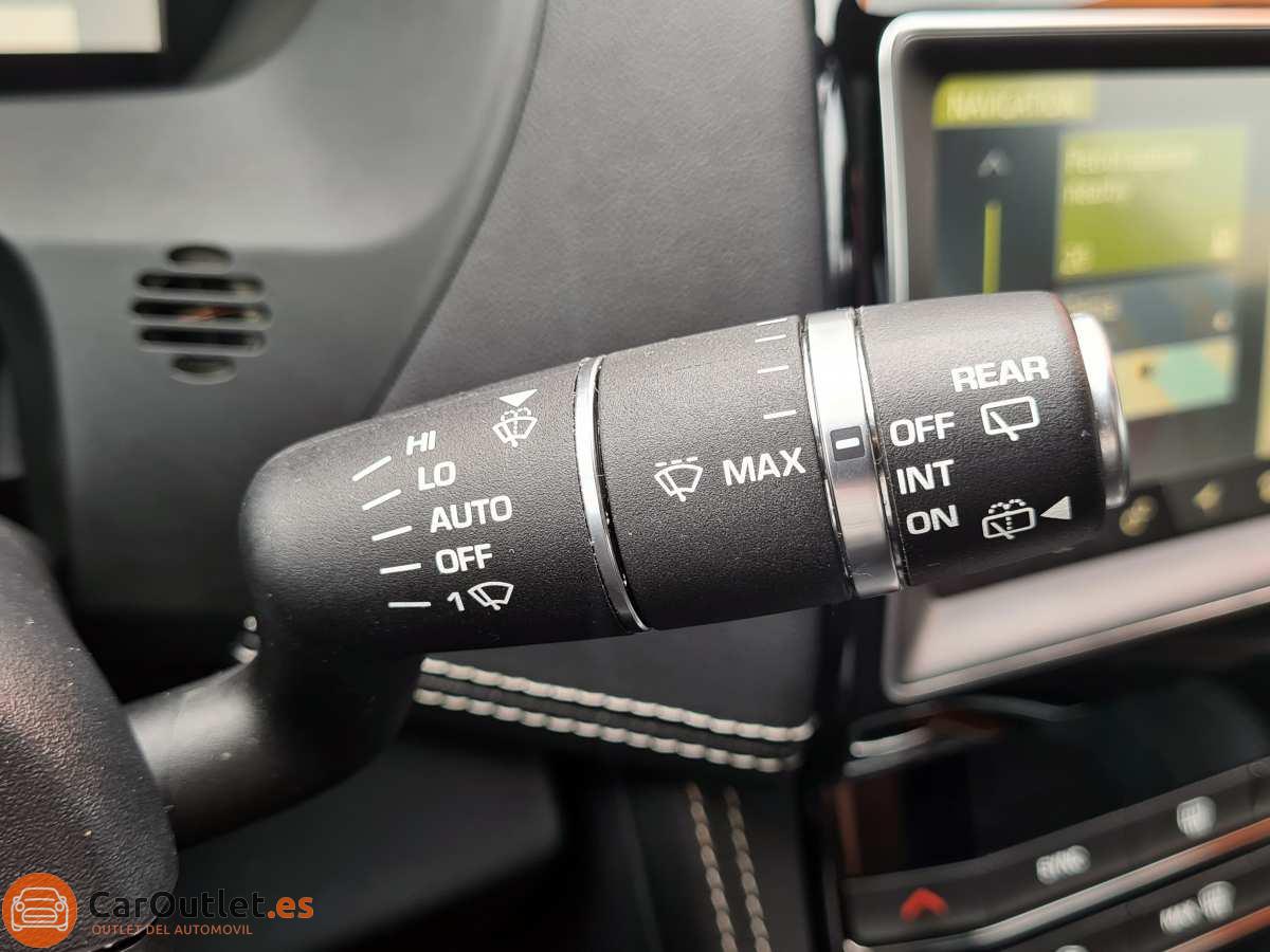 25 - Jaguar F-Pace 2019 - AUTO