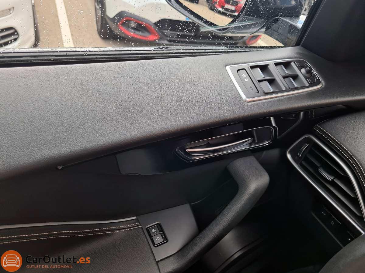 27 - Jaguar F-Pace 2019 - AUTO