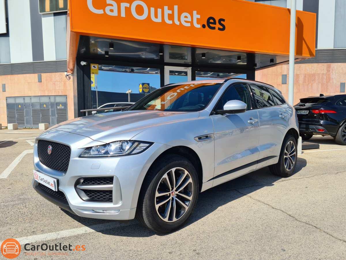 34 - Jaguar F-Pace 2019 - AUTO