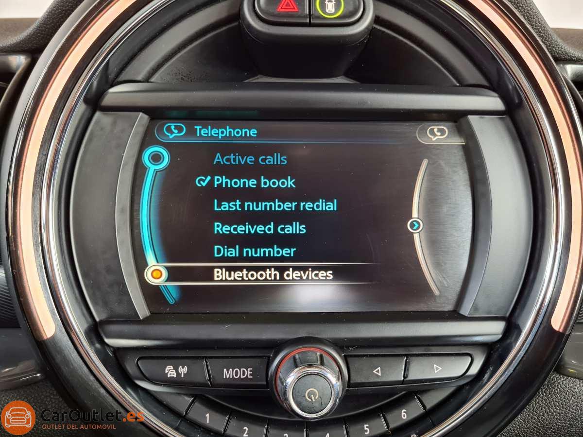 16 - MINI Cooper Clubman 2017 - AUTO