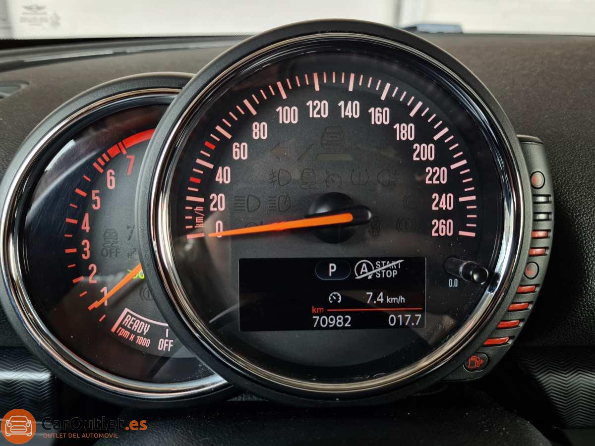 17 - MINI Cooper Clubman 2017 - AUTO