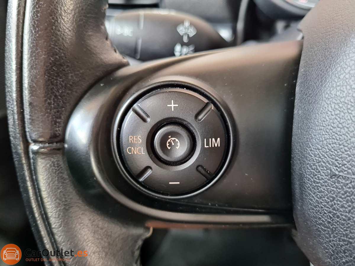 18 - MINI Cooper Clubman 2017 - AUTO