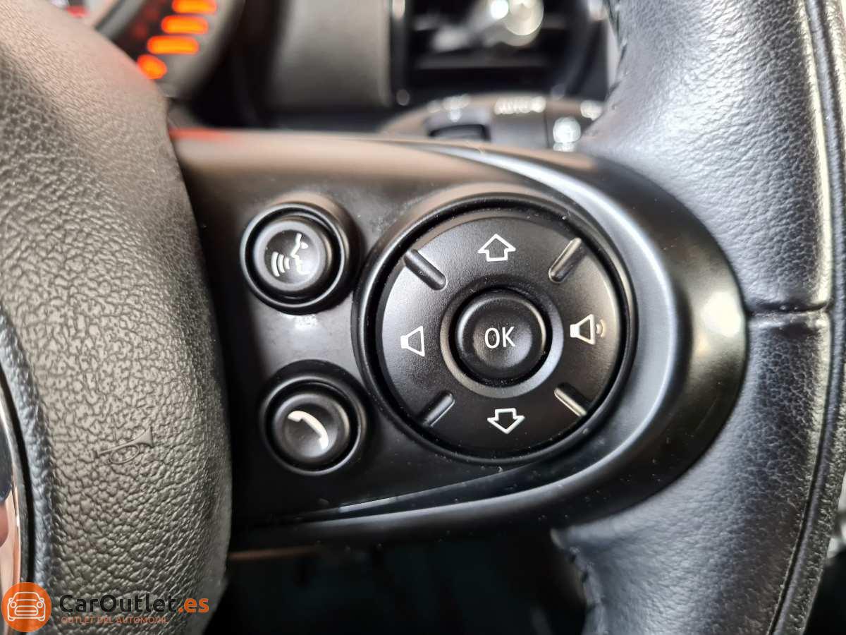 19 - MINI Cooper Clubman 2017 - AUTO